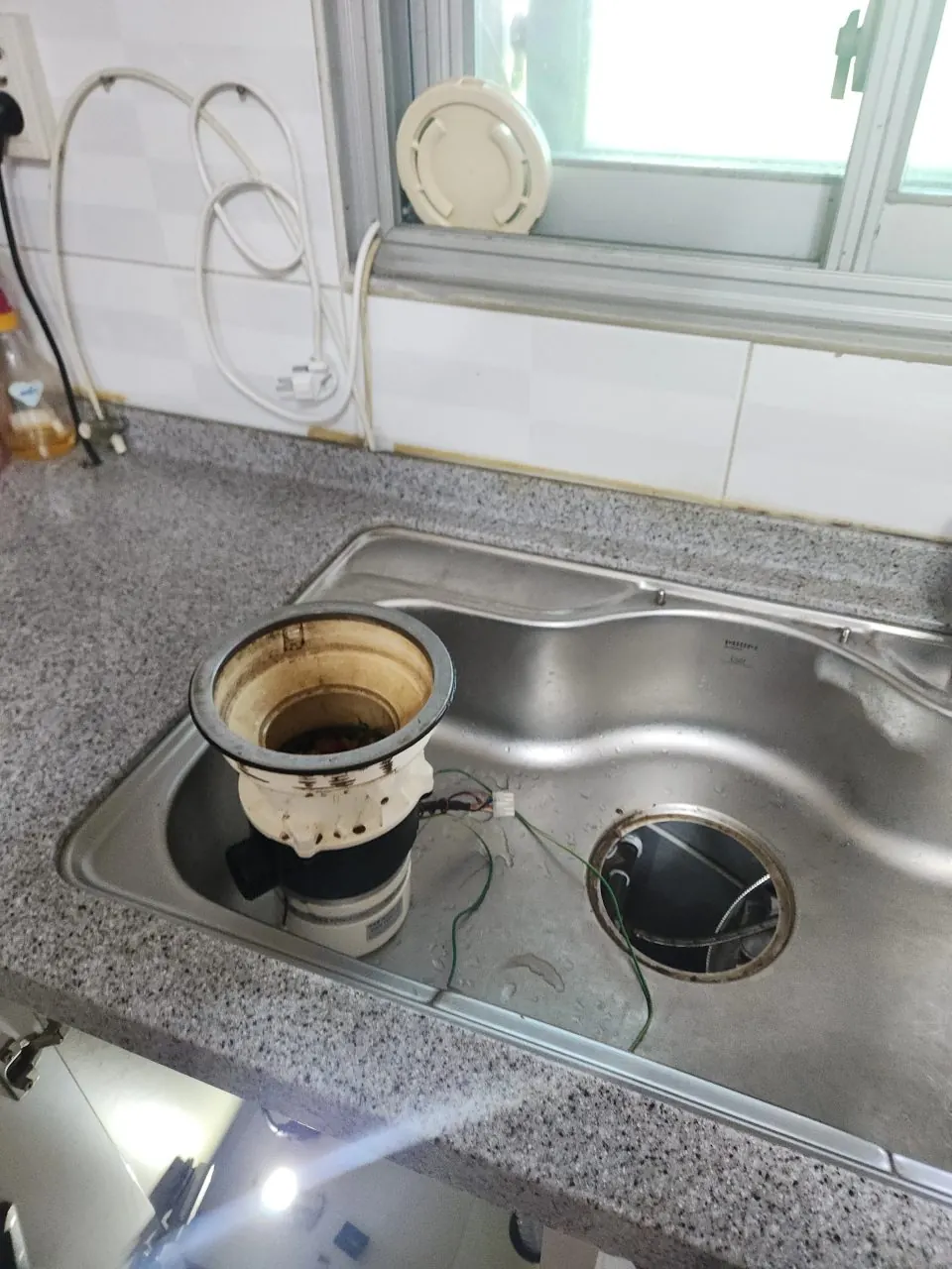 송도동 현장의 사각싱크볼 시공 과정